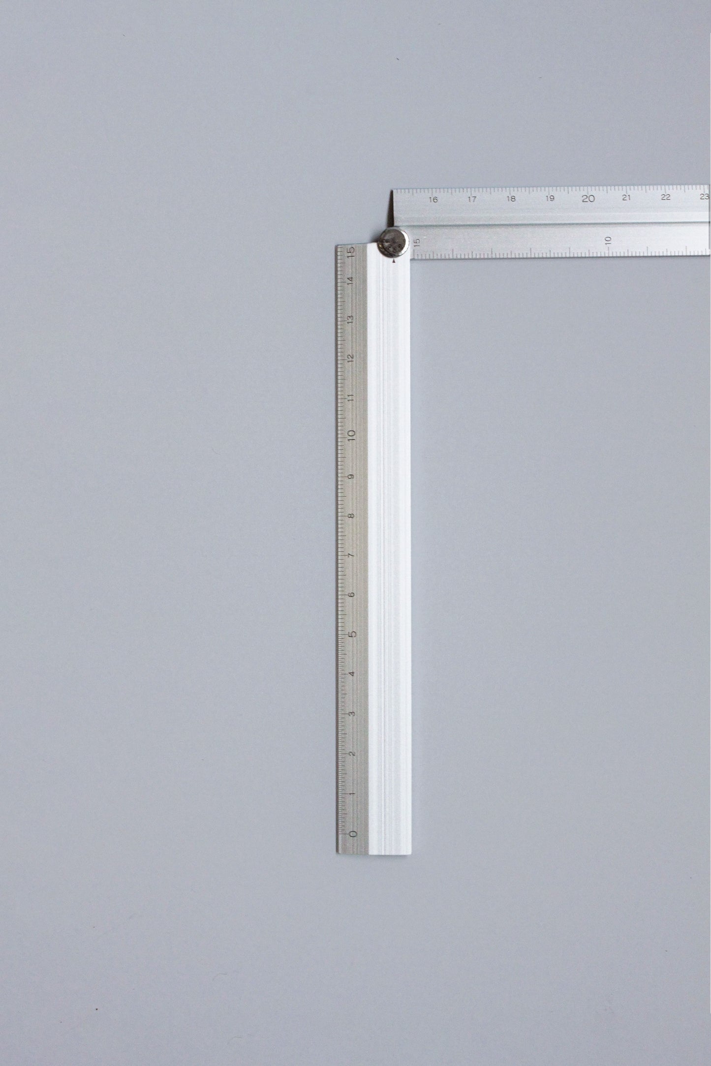 Regla múltiple de aluminio Plata